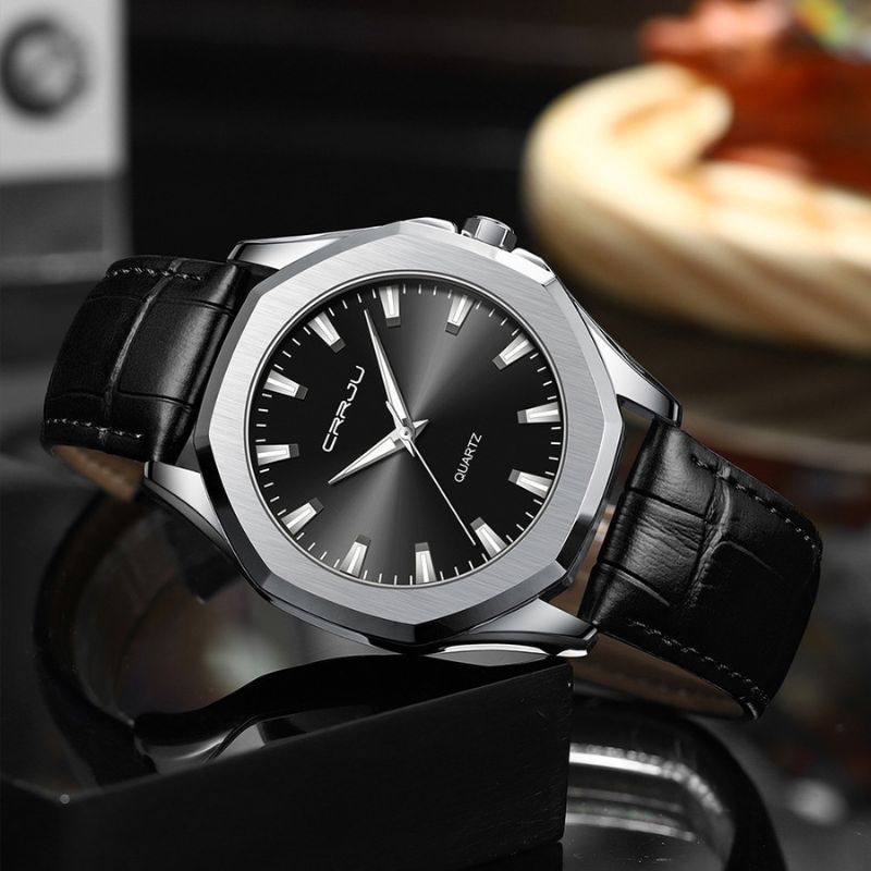 Simple Elegance Quartz Watch
