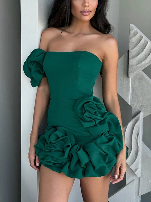 Elegancka, falbaniasta, dopasowana sukienka mini